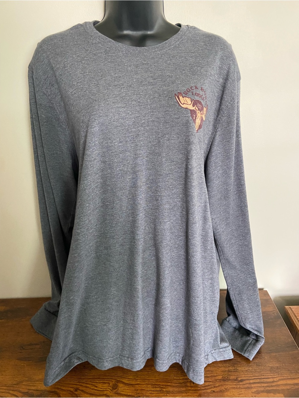 Izod Long Sleeve Tee in Heather Gray with Chest Graphic